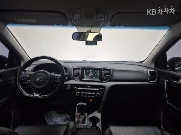 Kia Sportage Diesel 2.0 2WD Prestige 8