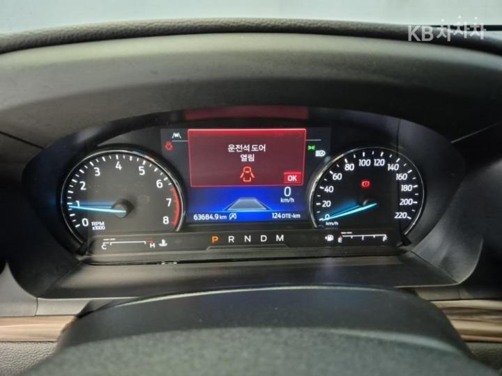 Ford Explorer Gasoline Turbo 2.3 AWD Limited 7