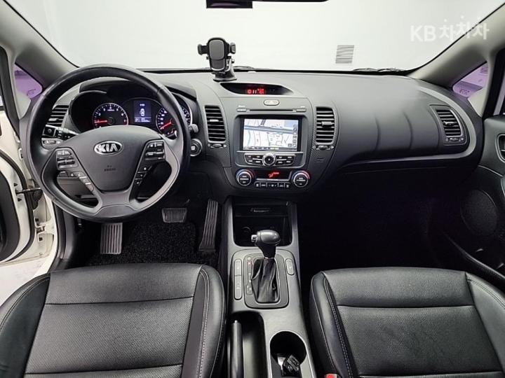 Kia K3 Noblesse 8