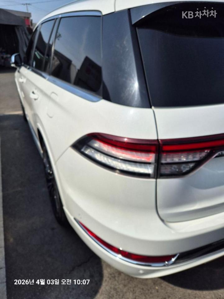 Lincoln Aviator U611 3.0 V6 Black Label 4