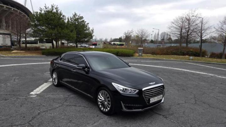 Genesis EQ900 5.0 GDI AWD Prestige 3