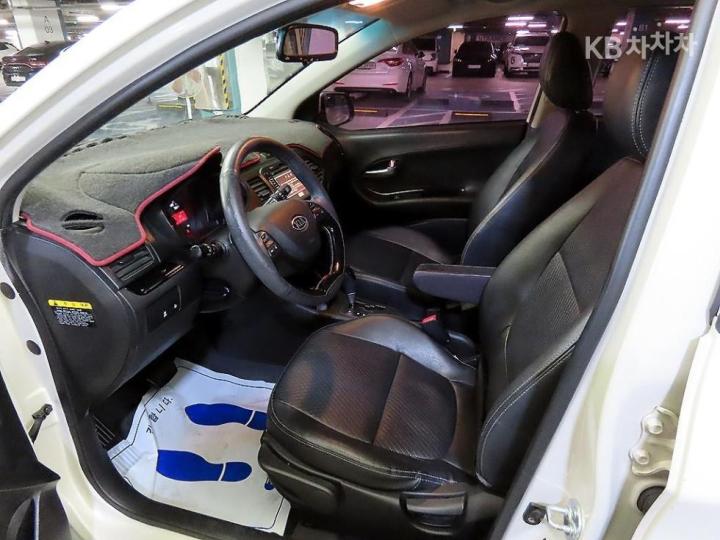 Kia Morning Luxury Sport 7