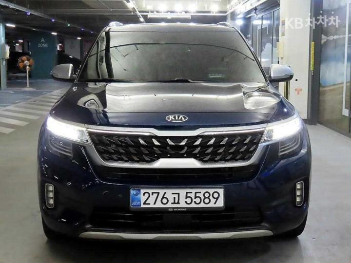 Kia Seltos 1.6 Gasoline Turbo 4WD Signature 3