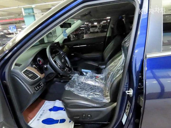 Kia Seltos 1.6 Gasoline Turbo 4WD Signature 7