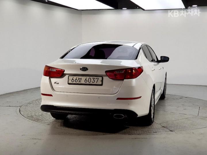 Kia K5 LPI Luxury Economy Type 5