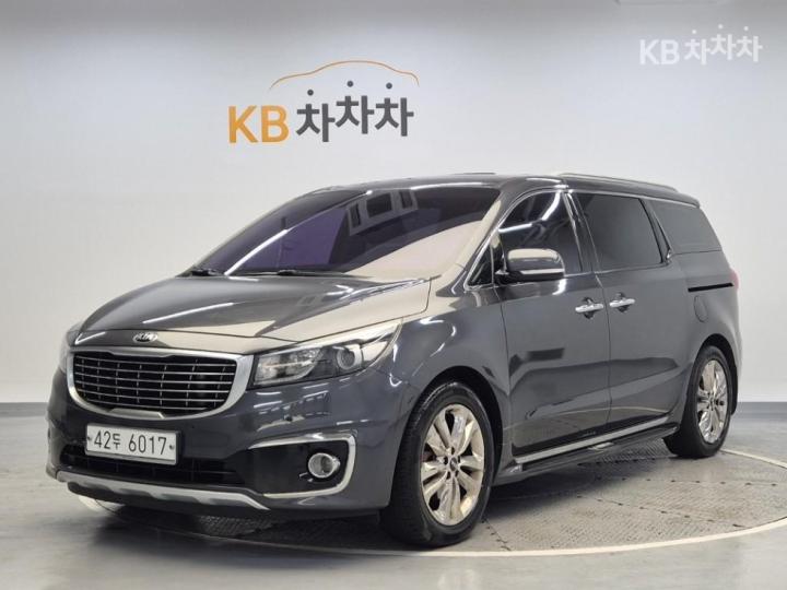 Kia Carnival 2.2 Diesel Prestige 2