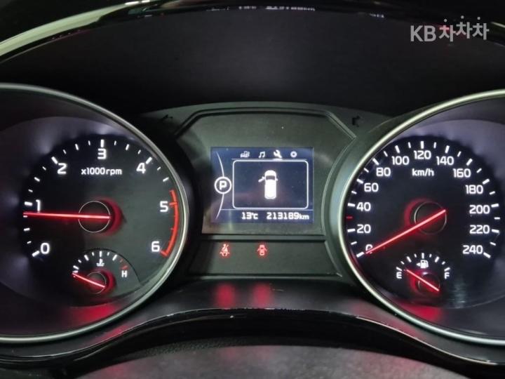 Kia Carnival 2.2 Diesel Prestige 7