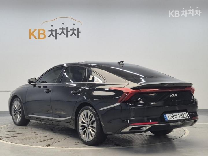 Kia K8 3.5 Gasoline AWD Platinum 3