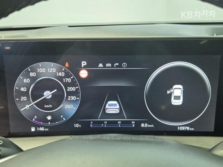 Kia K8 3.5 Gasoline AWD Platinum 7