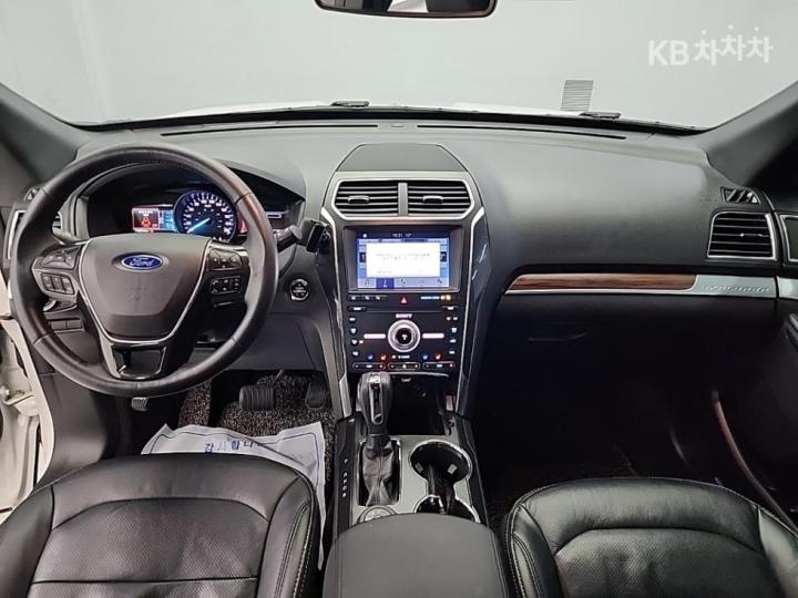 Ford Explorer New 2.3 EcoBoost 4WD Limited 8