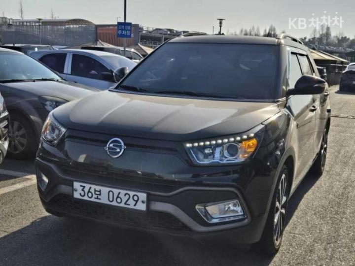 KG Mobility (Ssangyong) Tivoli Air 2WD RX