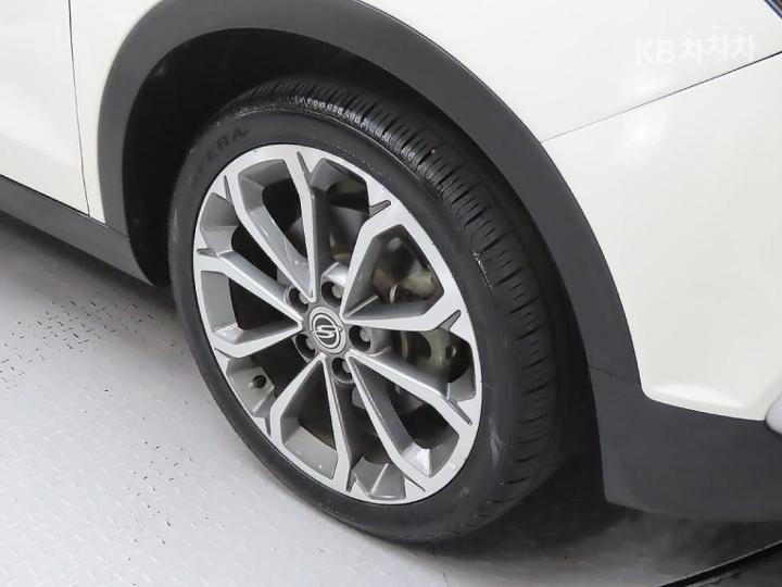 KG Mobility (Ssangyong) Tivoli Air Gasoline 2WD RX 6