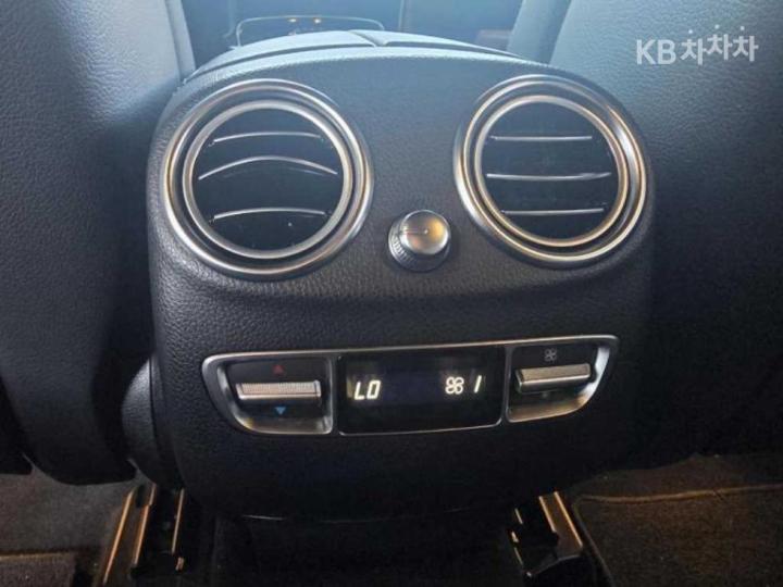 Mercedes-Benz GLC-Class X253 300 4Matic Coupe Base Type 10