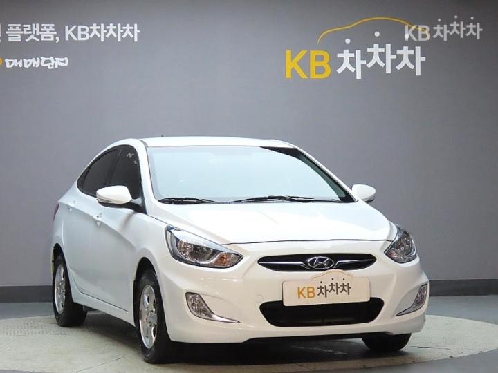 Hyundai Accent New 1.4 VVT Modern 4
