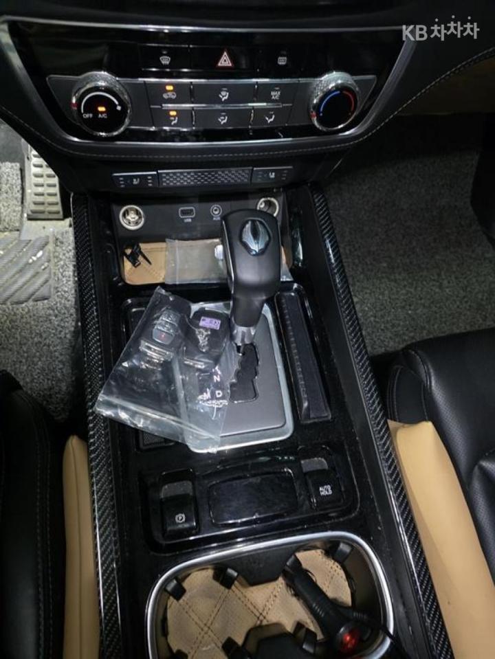 KG Mobility (Ssangyong) Rexton G4 2.2 2WD Luxury 8