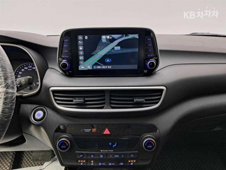 Hyundai Tucson Diesel e-VGT R 2.0 2WD Modern 10