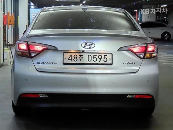 Hyundai Sonata LF Hybrid 2.0 HEV Modern 6