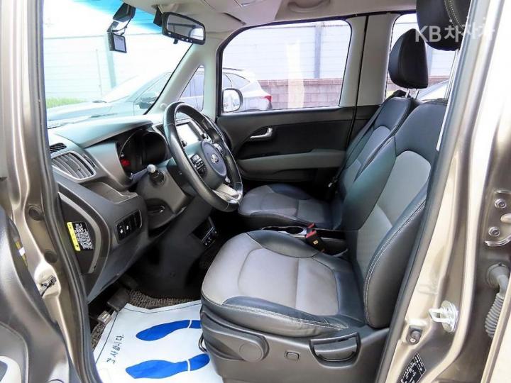 Kia Ray 1.0 Gasoline Luxury 6