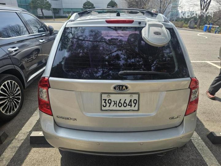 Kia Carens New 2.0 LPI GLX Premium Type 3