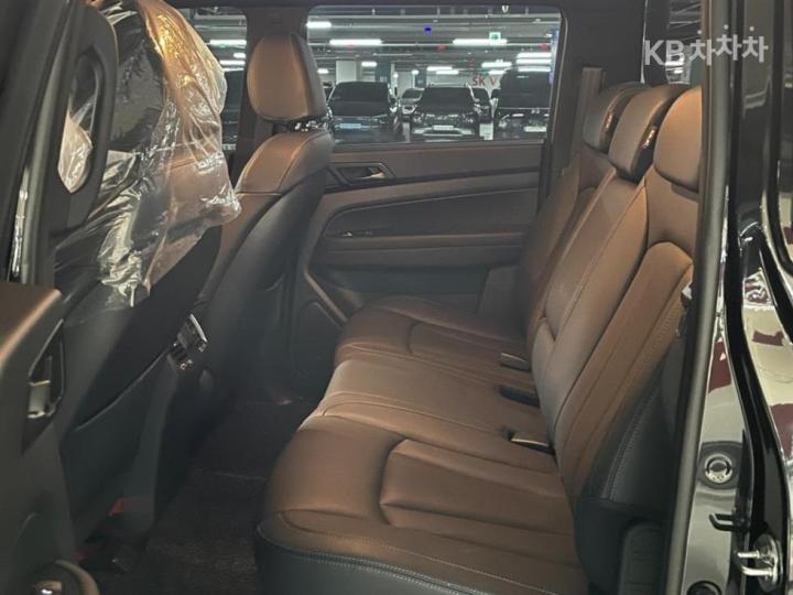 KG Mobility (Ssangyong) Rexton Sport Khan 2.2 Diesel Dynamic 5 Link 4WD Prestige Special 8