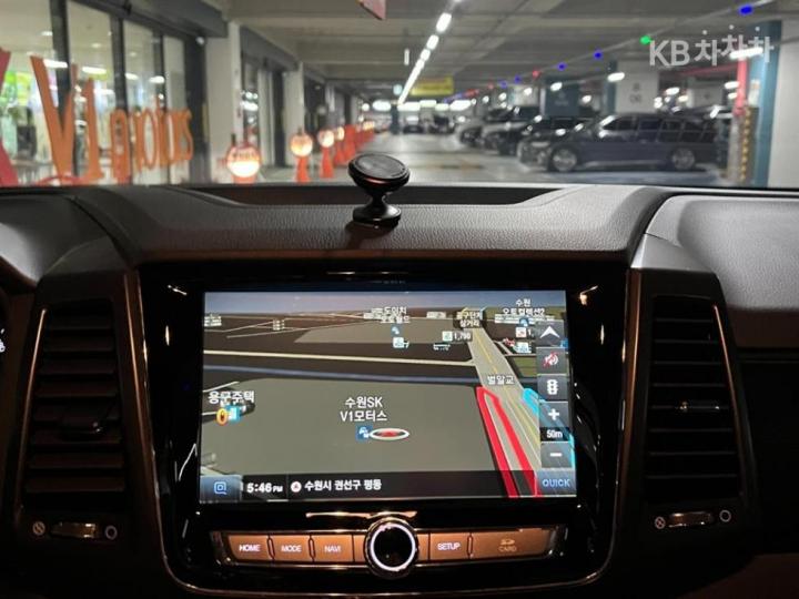 KG Mobility (Ssangyong) Rexton Sport Khan 2.2 Diesel Dynamic 5 Link 4WD Prestige Special 10