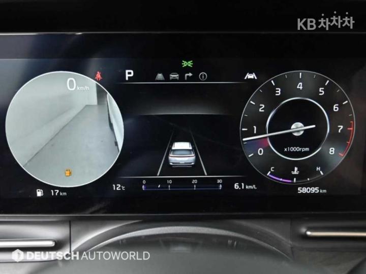 Kia Carnival G3.5 GDI Prestige 9