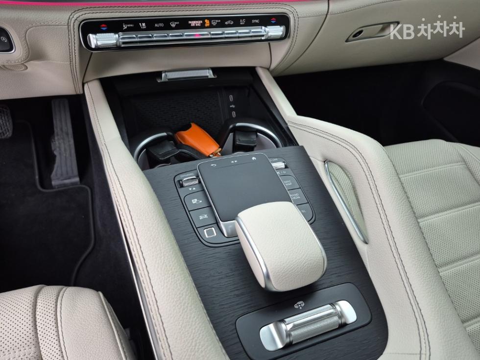 Mercedes-Benz GLE — miniaturë 10