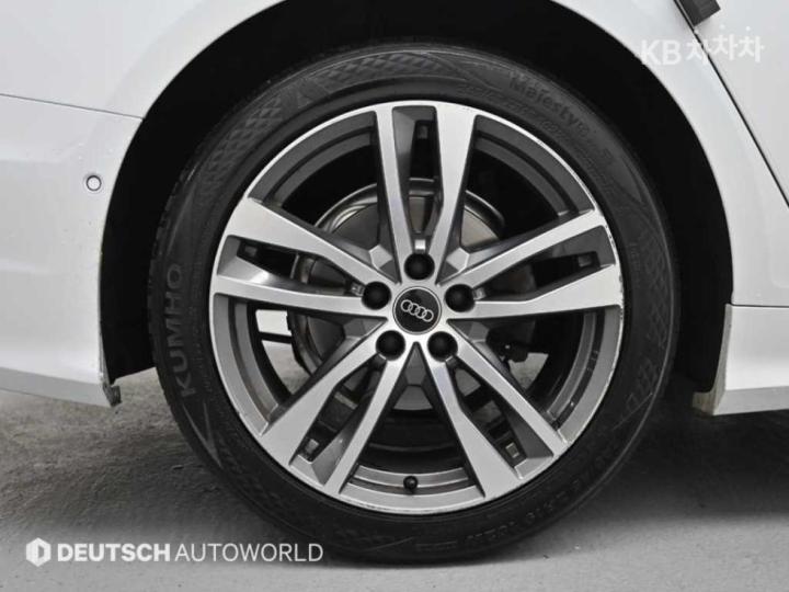 Audi A6 C8 40 TDI Quattro Premium 6