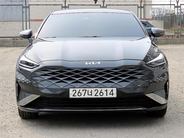 Kia K8 Hybrid 1.6 Turbo Noblesse