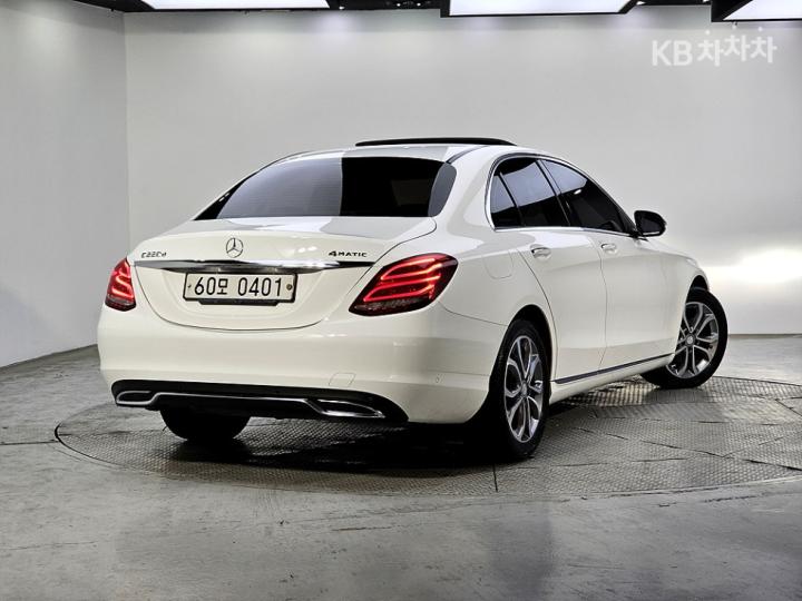 Mercedes-Benz C-Class C220d Avantgarde W205 5