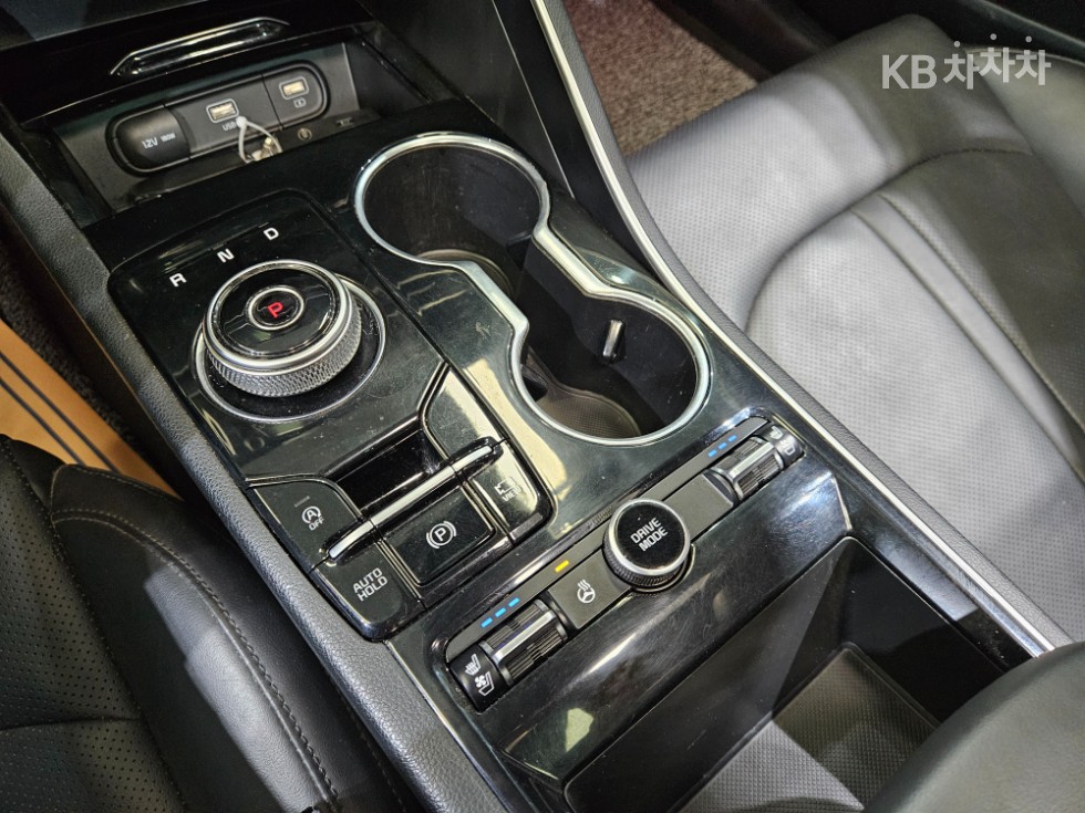 2020 - kia k5