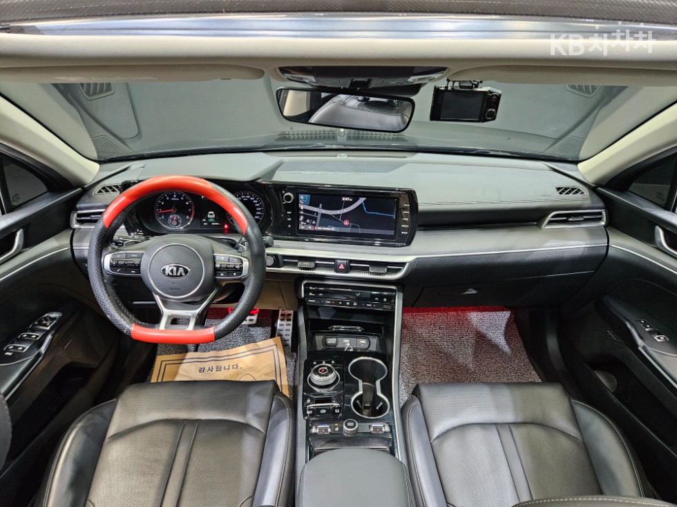 2020 - kia k5