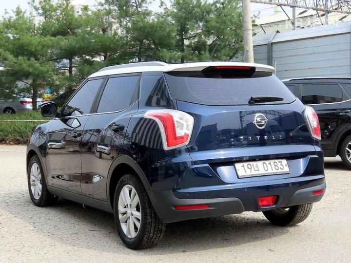 KG Mobility (Ssangyong) Tivoli Gasoline VX 4