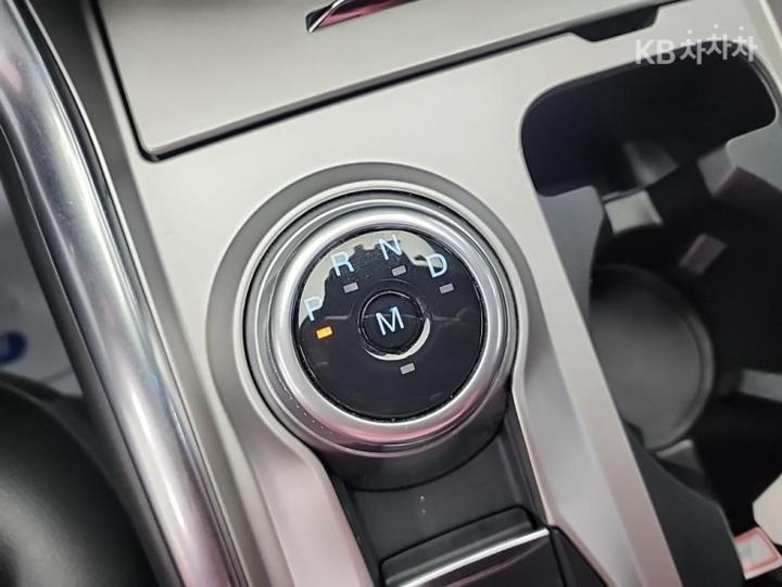 Ford Explorer Gasoline Turbo 2.3 AWD Limited 9