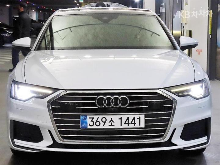 Audi A6 C8 45 TFSI Premium 3