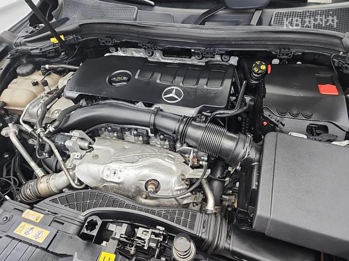 Mercedes-Benz GLA-Class X156 GLA250 4 Matic 6