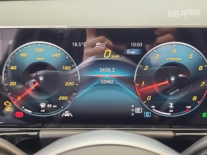 Mercedes-Benz GLA-Class X156 GLA250 4 Matic 7