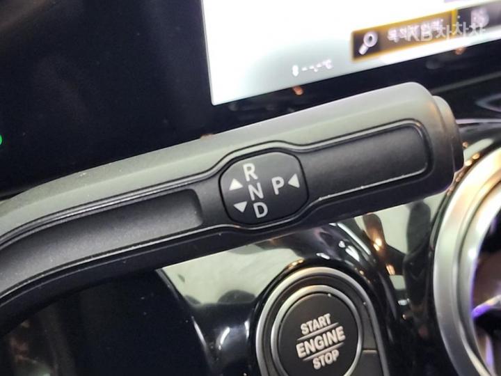 Mercedes-Benz GLA-Class X156 GLA250 4 Matic 9