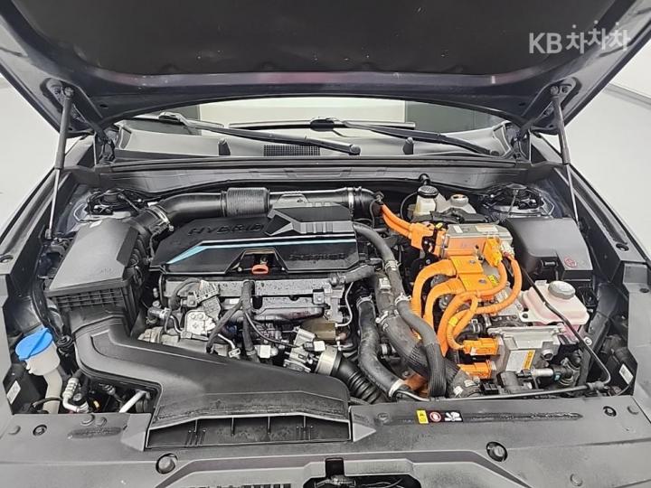 Kia K8 Hybrid 1.6 Turbo Signature 6