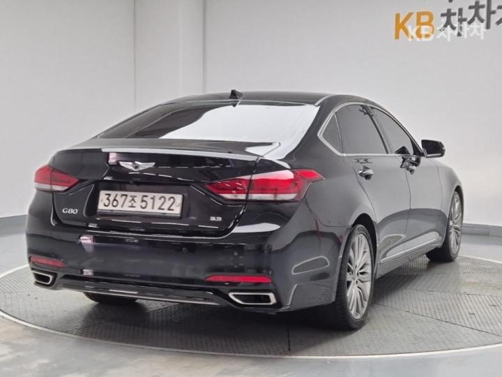 Genesis G80 3.3 GDI Premium Luxury 4