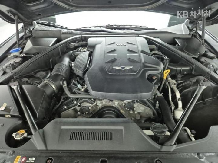 Genesis G80 3.3 GDI Premium Luxury 6