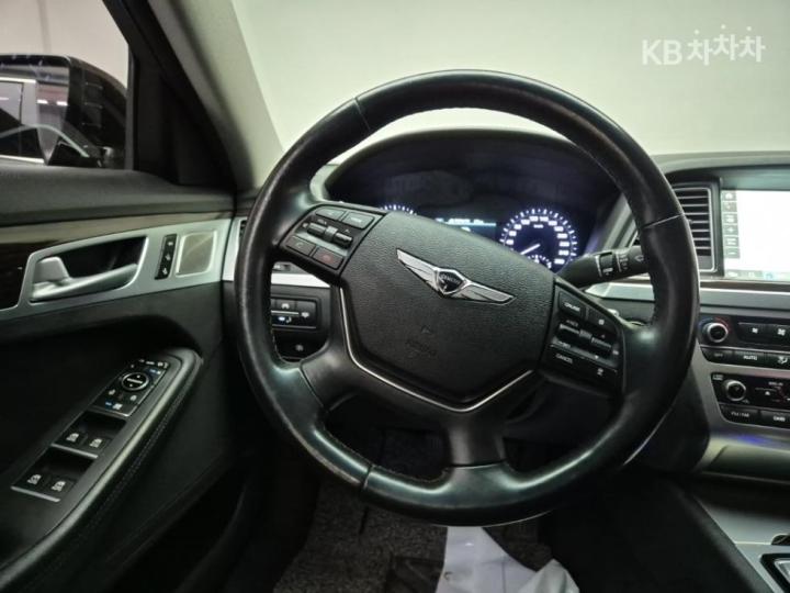 Genesis G80 3.3 GDI Premium Luxury 10