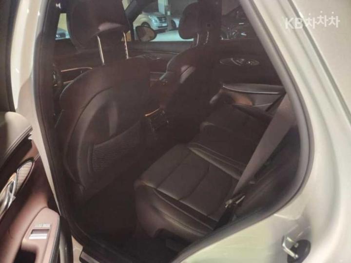 Genesis GV80 2.5 Turbo Gasoline AWD 10