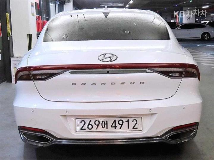 Hyundai Grandeur LPi 3.0 Modern 6