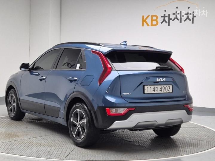 Kia Niro The 1.6 HEV Prestige 4