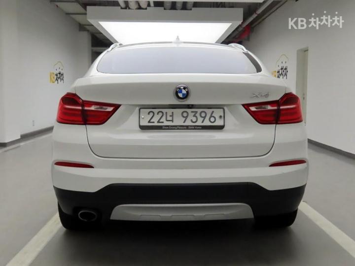 BMW X4 F26 20d xDrive Base Type 4