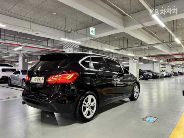 BMW 2 Series Active Tourer F45 Joy 5