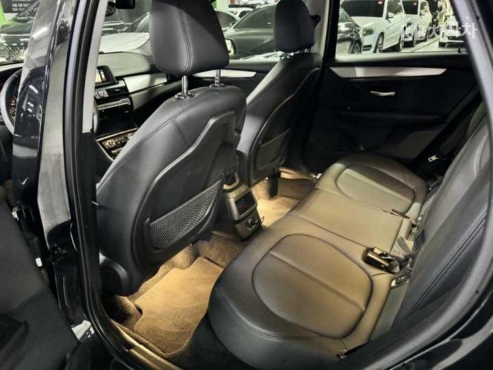 BMW 2 Series Active Tourer F45 Joy 9