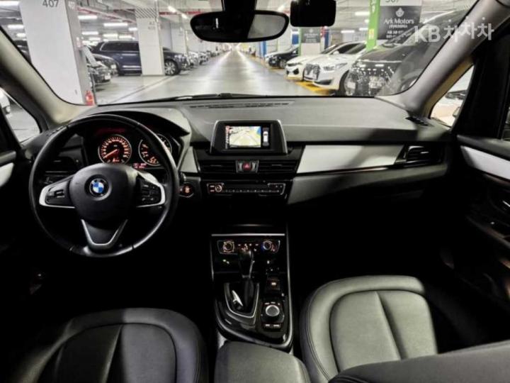 BMW 2 Series Active Tourer F45 Joy 10