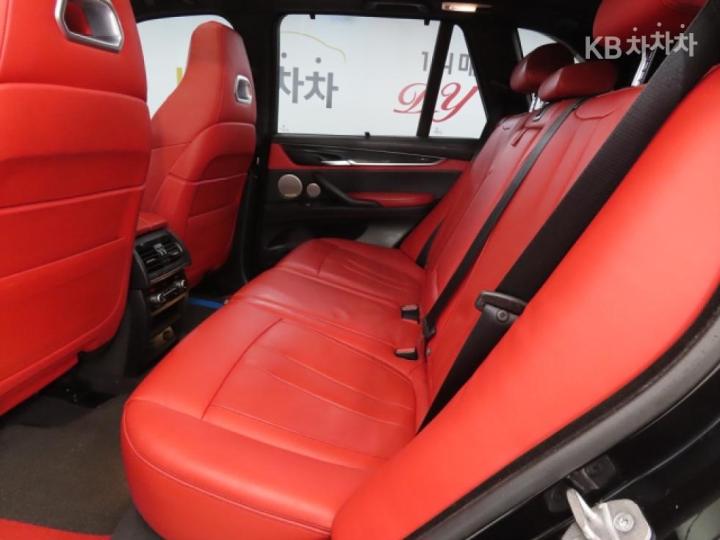 BMW X5 F15 M 8